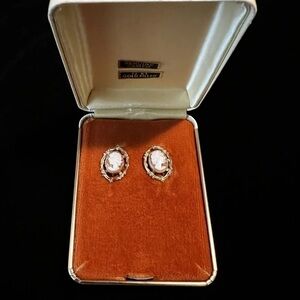 Curtis Creations Vintage Genuine Cameo Earrings 12k Gold Filled IOB
